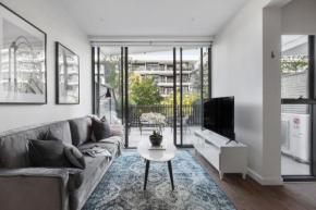 Sandy Hill Apartments by Ready Set Host
